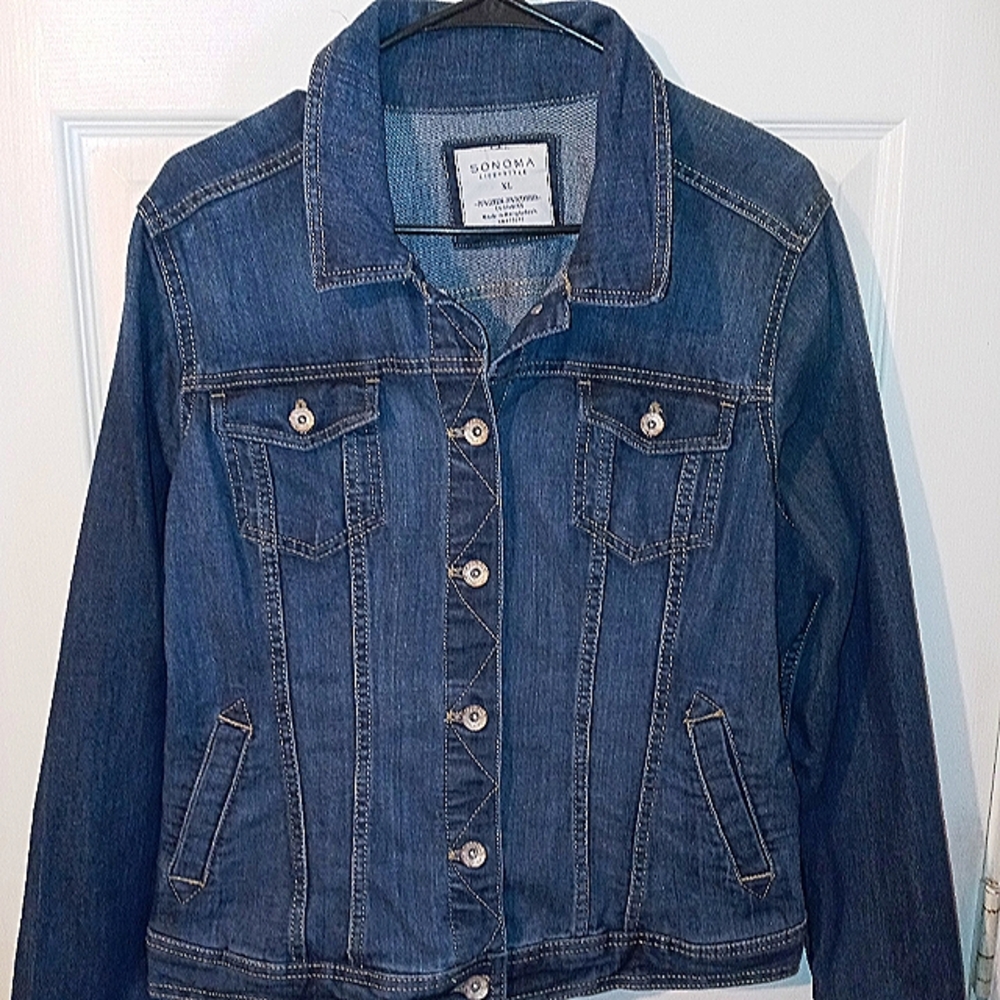 NWOT. Sonoma XL Denim button jacket